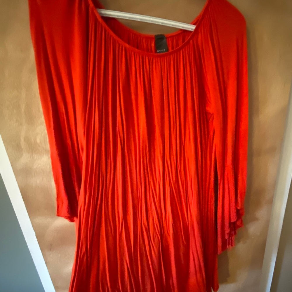 Dresses - Picture 12 of 13